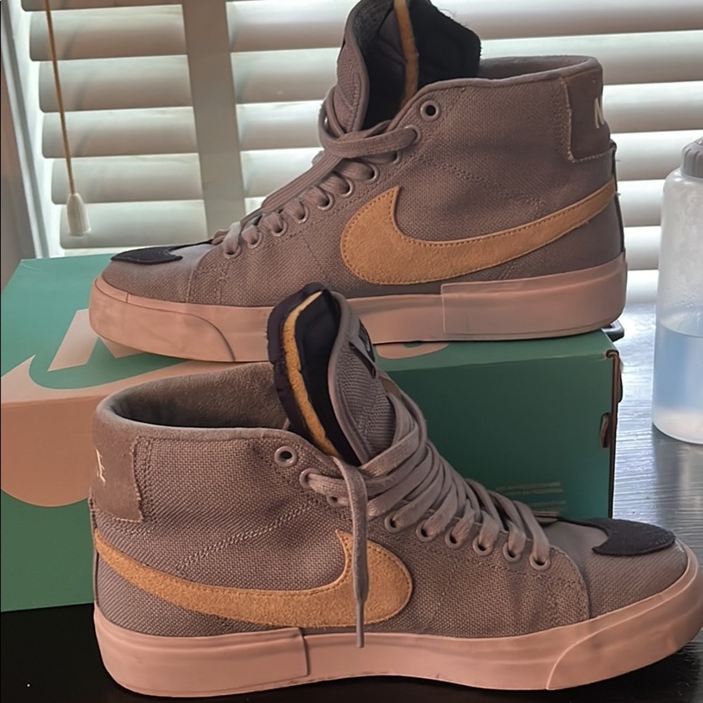 Nike SB Zoom Blazer Mid Edge